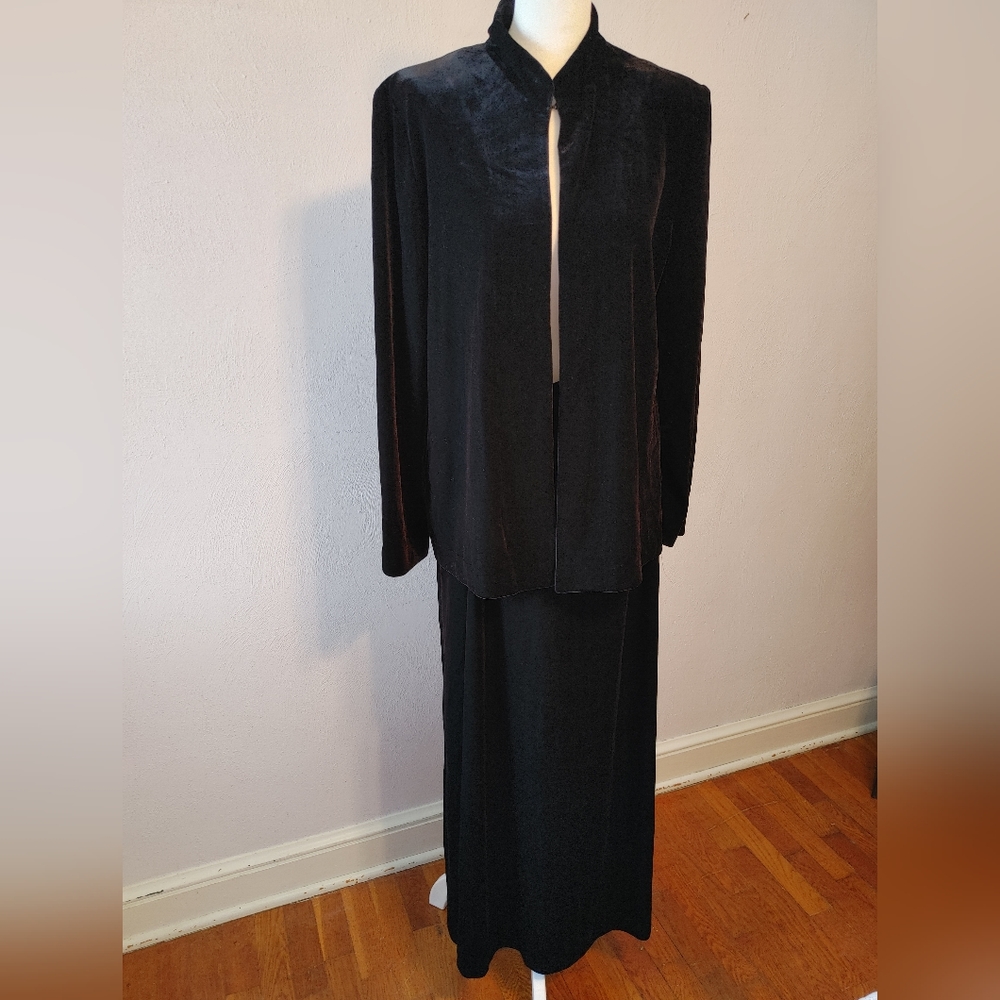 NWT Black 3-pc Jacket with long skirt and pants XLP